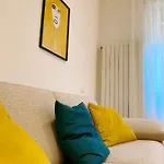 Experience Apartment *